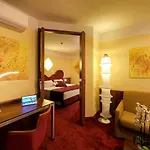 Hotel Color Style, Design & Gourmet