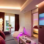 Color Style, Design & Gourmet Hotel