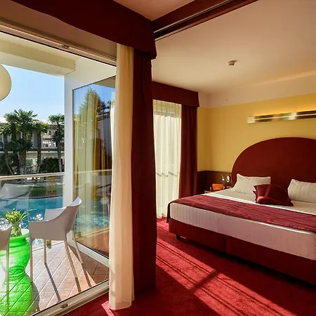 Color Style, Design & Gourmet Бардолино