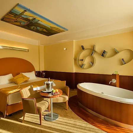 Отель Color Style, Design & Gourmet