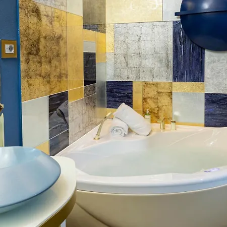 Color Style, Design & Gourmet فندق
