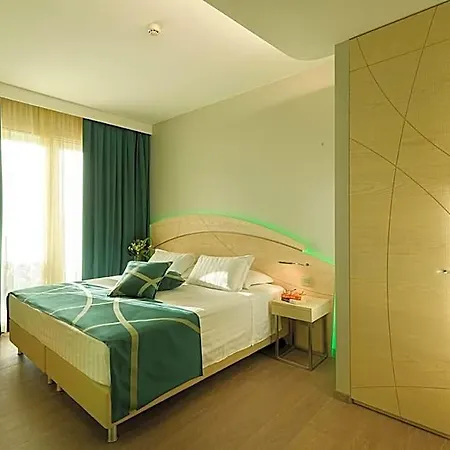 Color Style, Design & Gourmet 4* باردولينو