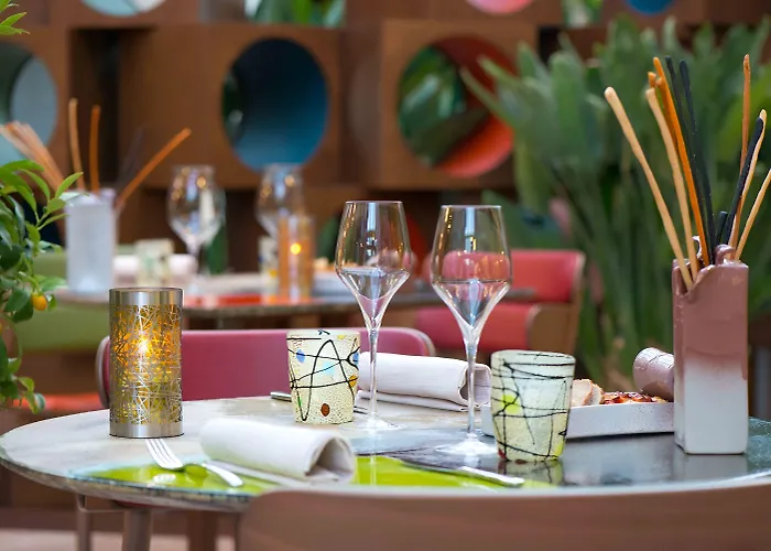 Color Style, Design & Gourmet Hotel