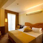 Color Style, Design & Gourmet Hotel